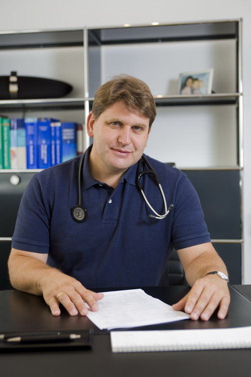 Dr. med. Mathis Kayser